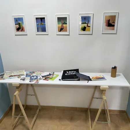 Art House - Station Neapol